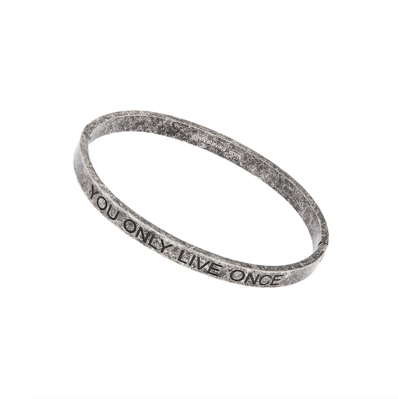 Bracelet 'You Only Live Once, Here And Now'